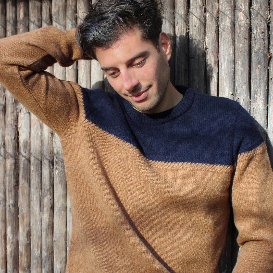 pull “LE ZÈBRE” caramel/marine