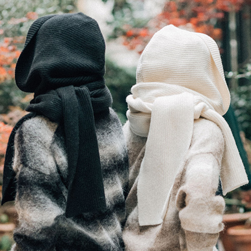 ÉCHARPE CAPUCHE LES INSÉPARABLES